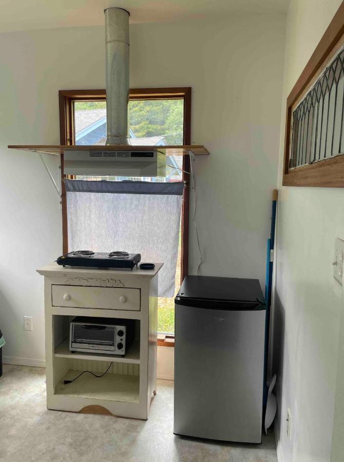 Funky Little Shack Hotel Orick ภายนอก รูปภาพ